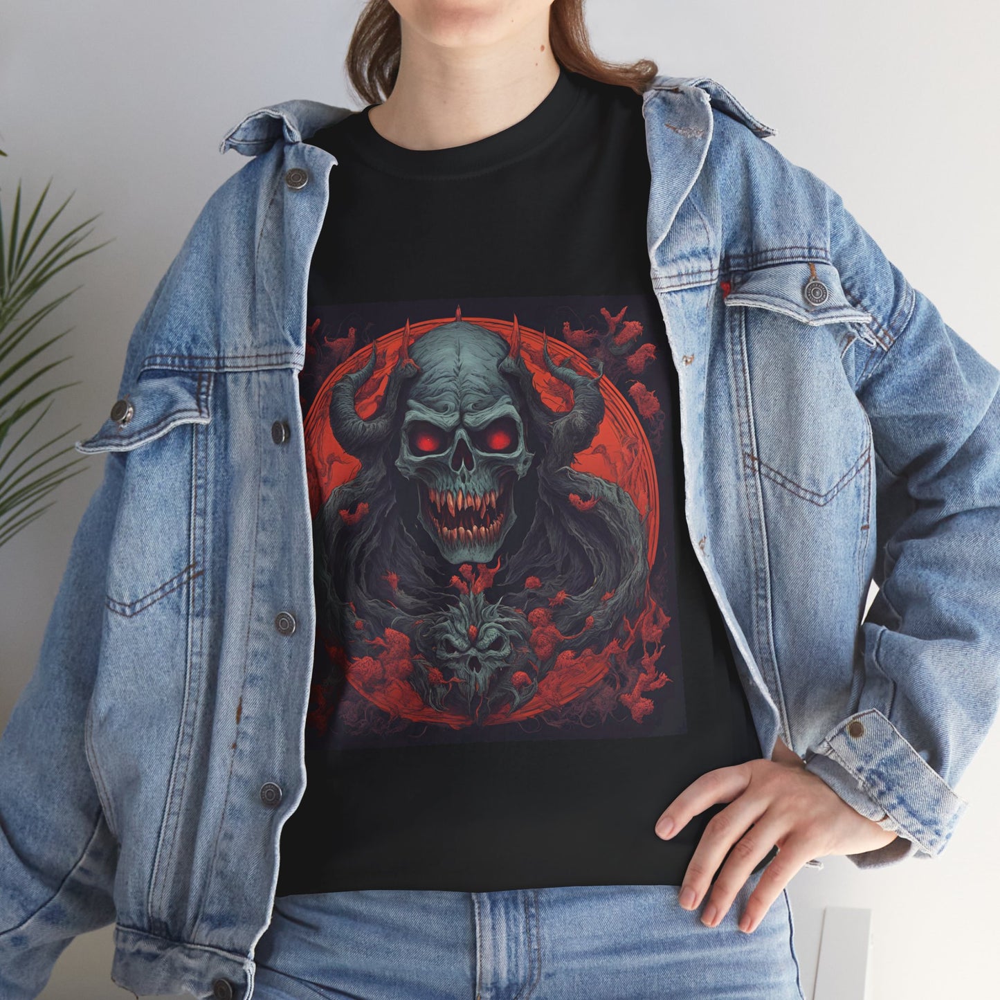 Gothic Skull Unisex Heavy Cotton Tee - Spooky Vintage Design for Halloween Enthusiasts